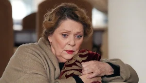 Józefina (Elżbieta Jarosik) dała się wciągnąć w pułapkę zastawioną przez oszusta matrymonialnego