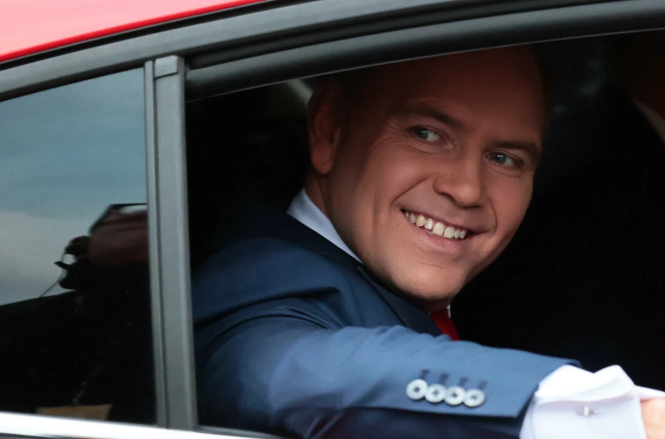 Dlaczego Karol Nawrocki pożegna się z samochodem? Dlaczego Karol Nawrocki pożegna się z samochodem?