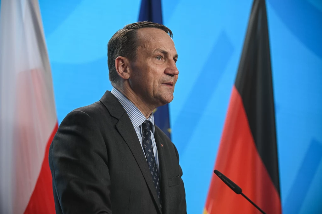Radosław Sikorski jest z wizytą w Niemczech Radosław Sikorski jest z wizytą w Niemczech