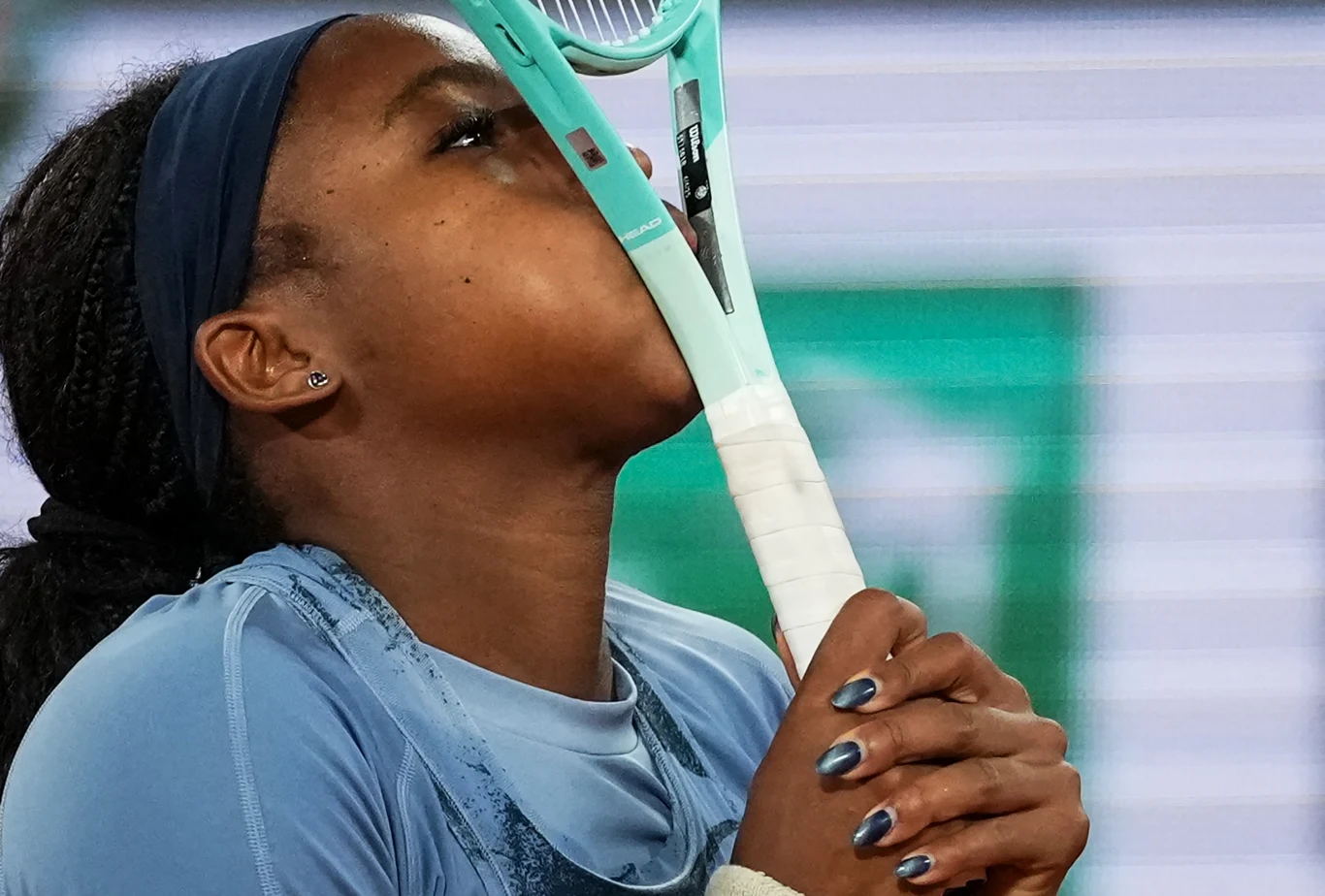 Coco Gauff nie zdecydowała się na łączenie singla i debla w Paryżu. W tym drugim rankingu wyprzedzi ją nie tylko Katarzyna Piter, ale też Maja Chwalińska Coco Gauff nie zdecydowała się na łączenie singla i debla w Paryżu. W tym drugim rankingu wyprzedzi ją nie tylko Katarzyna Piter, ale też Maja Chwalińska