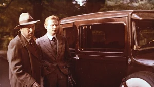 Kadr z filmu "Medium (1985)