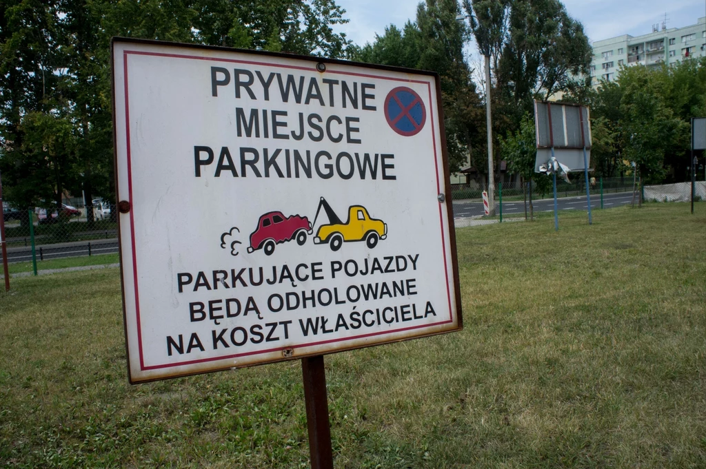 Co zrobić, kiedy ktoś parkuje na naszym miejscu? Co zrobić, kiedy ktoś parkuje na naszym miejscu?