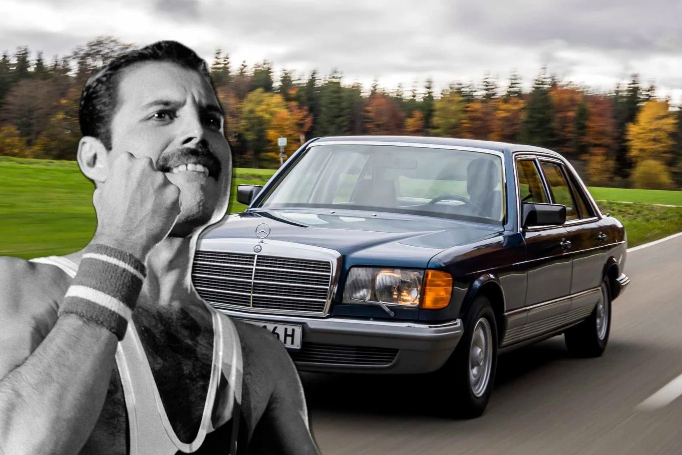 Jednym z ostatnich samochodów piosenkarza była topowa limuzyna Mercedesa Czarno-biała sylwetka mężczyzny z charakterystycznym wąsem i opaską na nadgarstku nałożona na kolorowe tło przedstawiające jadący po drodze samochód marki Mercedes klasy S, na tle jesiennego krajobrazu z drzewami.