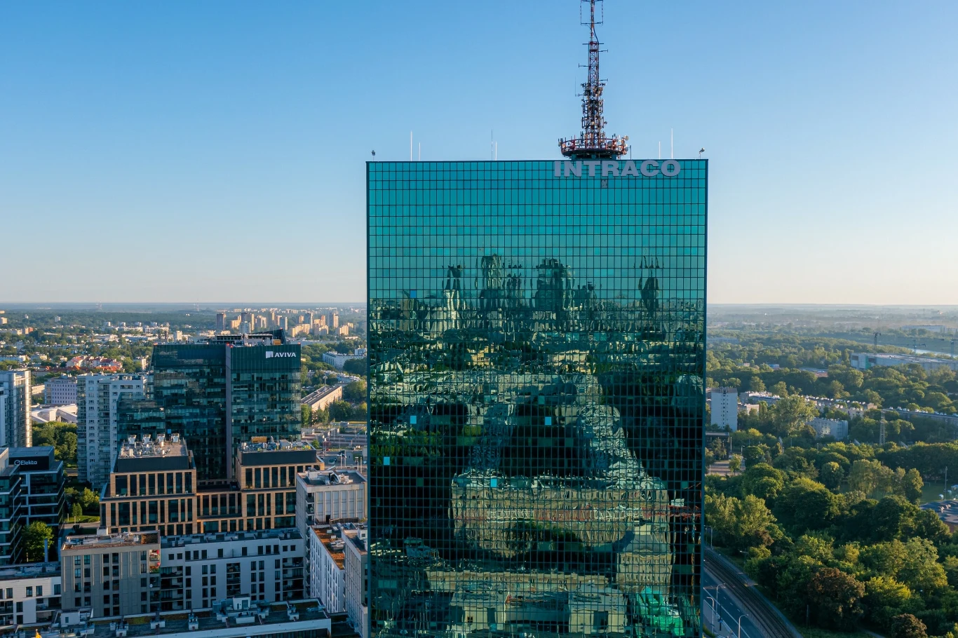 Intraco zostanie wyburzone. W tym budynku w latach 80. działała firma Abu Nidala Intraco zostanie wyburzone. W tym budynku w latach 80. działała firma Abu Nidala