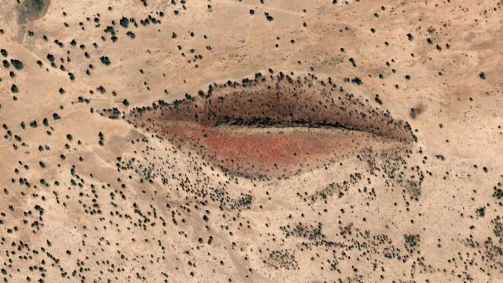 „Usta” w Sudanie na zdjęciu z Google Earth „Usta” w Sudanie na zdjęciu z Google Earth