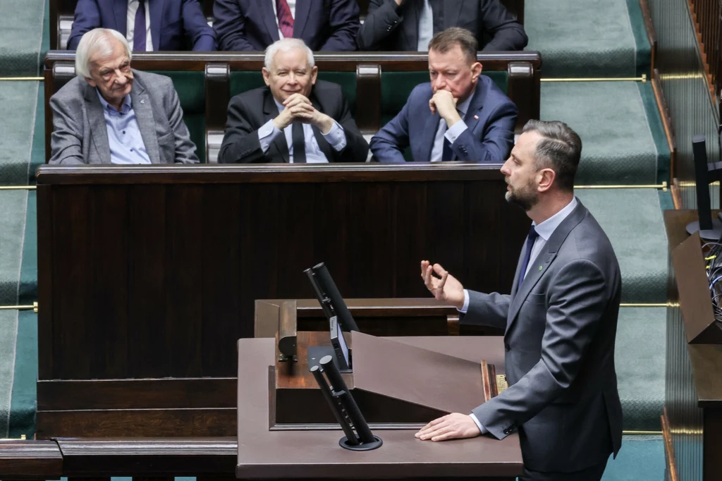 Jarosław Kaczyński chce powołania rządu technicznego. Według PiS premierem w takim gabinecie mógłby zostać ktoś z PSL - na przykład prezes partii Władysław Kosiniak-Kamysz Jarosław Kaczyński chce powołania rządu technicznego. Według PiS premierem w takim gabinecie mógłby zostać ktoś z PSL - na przykład prezes partii Władysław Kosiniak-Kamysz
