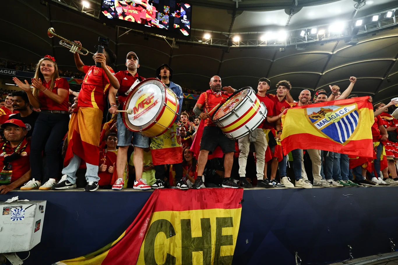 Allianz Arena w Monachium już czeka na fanów "La Furja Rocha"
