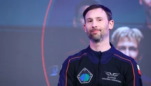Musk zapowiada wycofanie kapsuł Dragon. Co dalej z misją Polaka? 