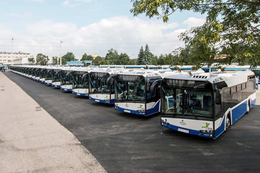 Miasto wydało miliony na nowe autobusy. Są spalinowe Miasto wydało miliony na nowe autobusy. Są spalinowe