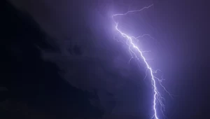Zbliżały się burze, alert nie dotarł do wszystkich. Rzecznik RCB wyjaśnia