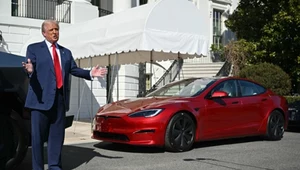 Donald Trump tupnął nogą. Producenci aut elektrycznych się wycofują