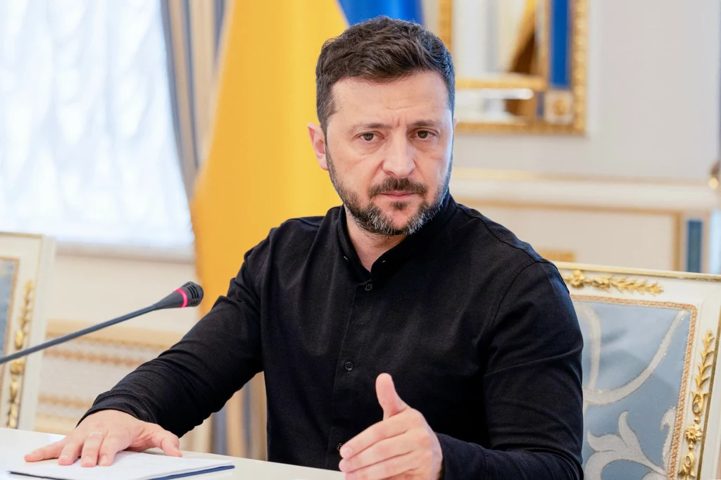Zełenski o akcji "Pajęczyna". Pomogły rosyjskie ciężarówki