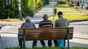 ZUS przesuwa terminy wypłat emerytur. Zmiana dotyczy 2 mln emerytów.
