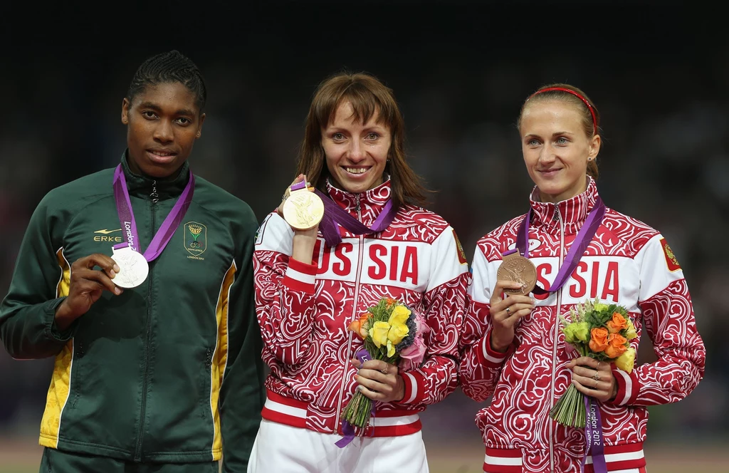 Caster Semenya, Maria Sawinowa i Jekaterina Gulijewa