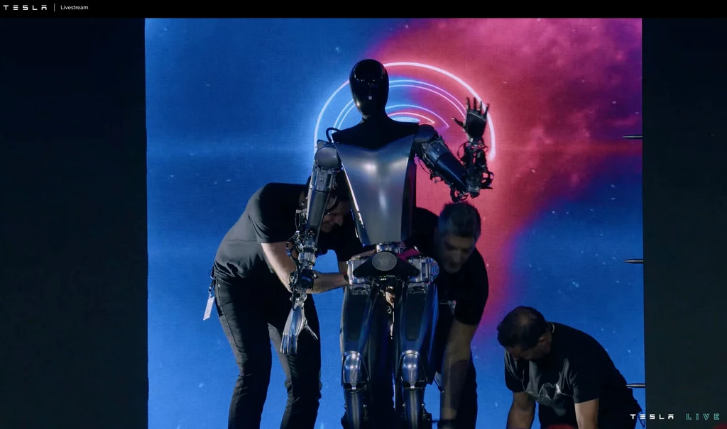 Robot Tesla Optimus ma polecieć na Marsa na pokładzie rakiety Starship firmy SpaceX