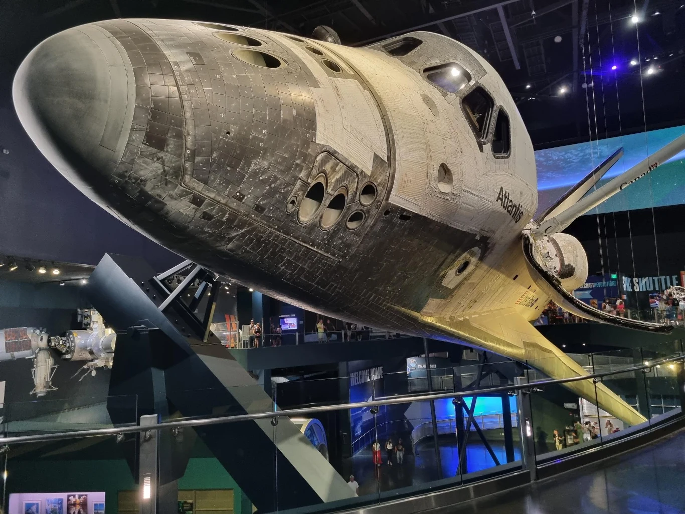 Prom wahadłowca Atlantis, którym leciał Sam Gemar, znajduje się na terenie Kennedy Space Center