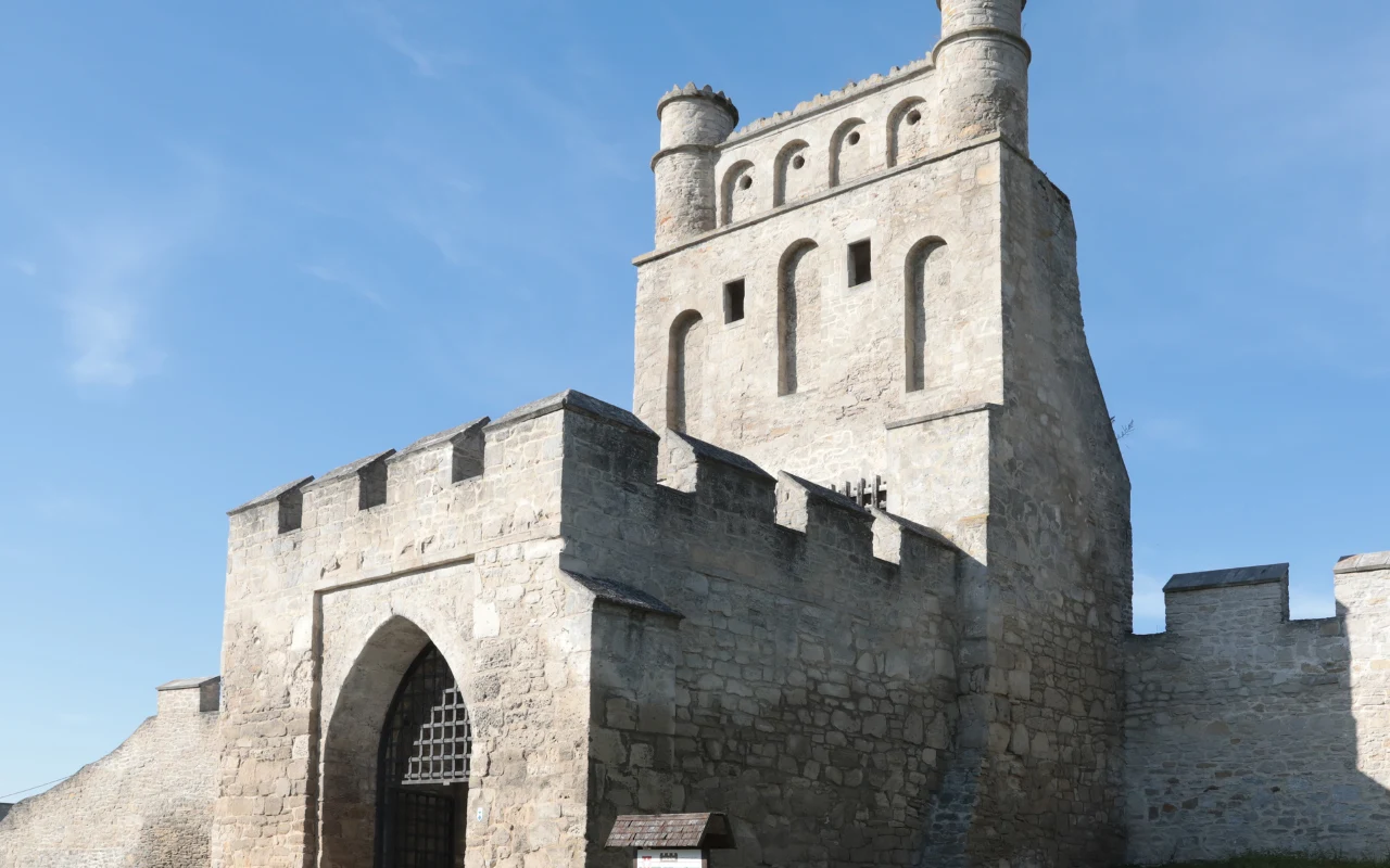 Brama Krakowska w Szydłowie