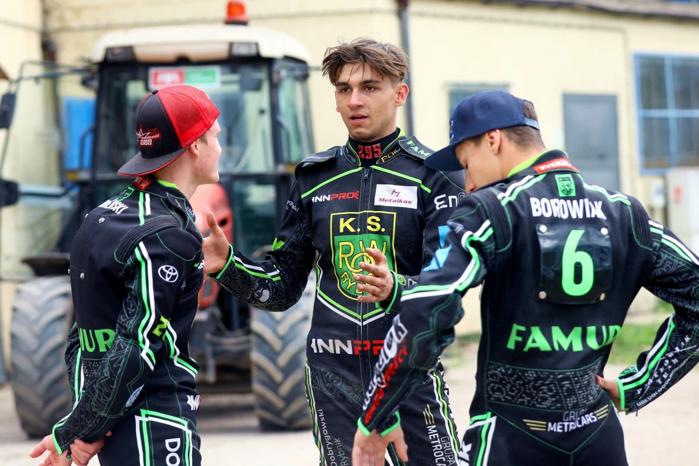 Juniorzy są największym problemem ROW-u Rybnik. Paweł Trześniewski, Kacper Tkocz i Maksym Borowiak mają o czym myśleć.