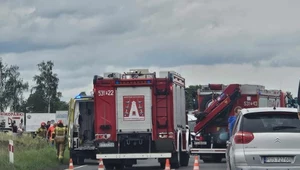 Zderzenie osobówki z busem. Tragiczny wypadek w Wielkopolsce