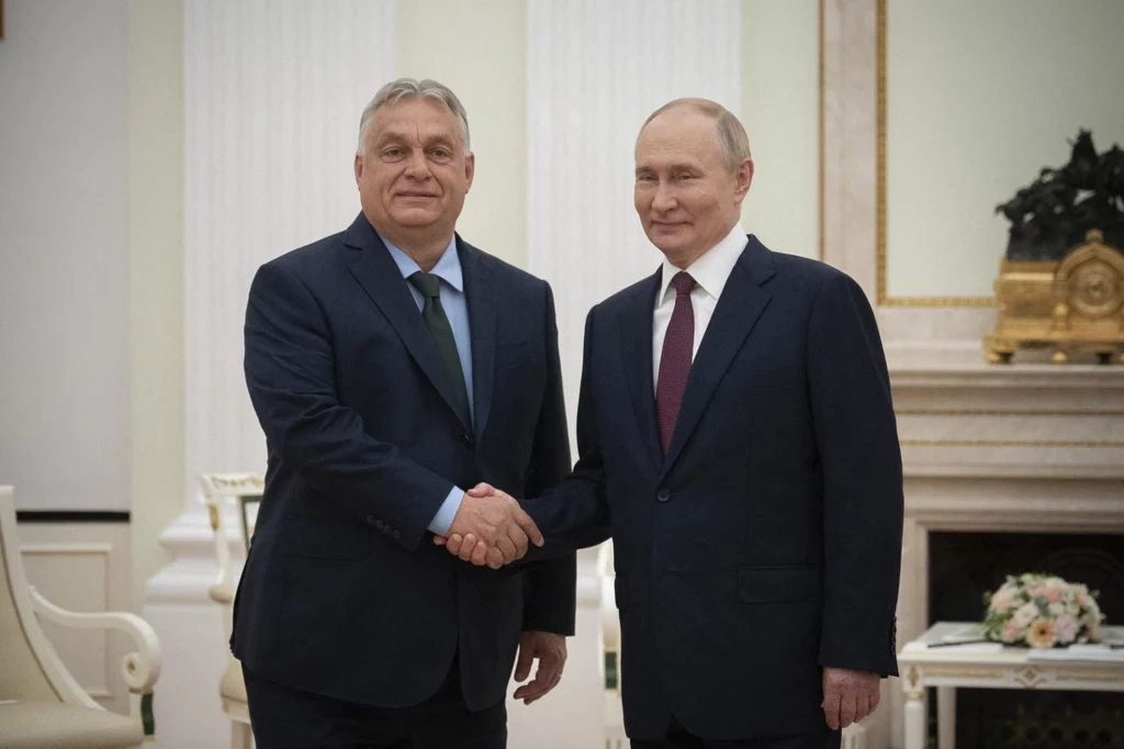 Premier Węgier zapowiedział, że jeśli Władimir Putin przyjedzie do Rosji, to zostanie przyjęty "tak, jak na to zasługuje" Premier Węgier zapowiedział, że jeśli Władimir Putin przyjedzie do Rosji, to zostanie przyjęty "tak, jak na to zasługuje"