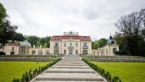 Niepozorne miasto kryje piękny park. Idealny na spacer, rzut beretem od Krakowa 