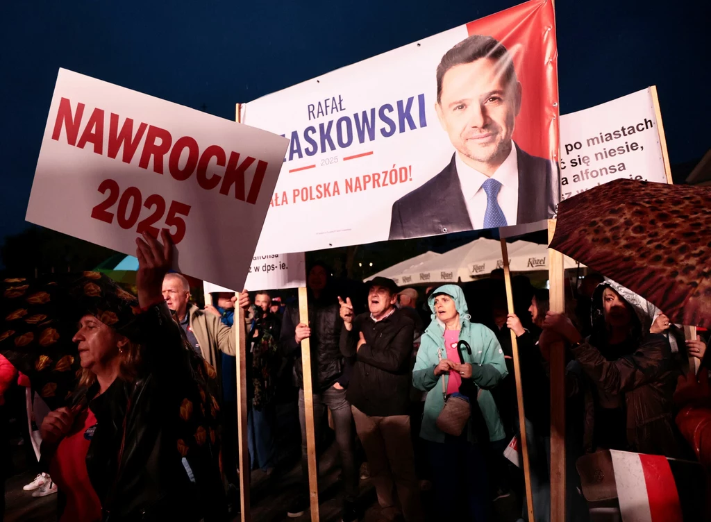 Wspólna, ale nie razem. Polska po wyborach wciąż rozdarta Wspólna, ale nie razem. Polska po wyborach wciąż rozdarta