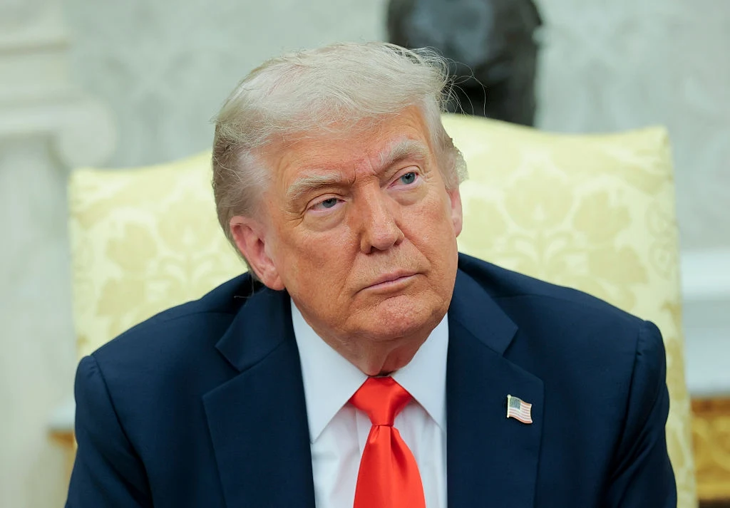 Zakaz Donalda Trumpa wszedł w życie. Ogranicza wjazd do USA obywatelom 12 państw