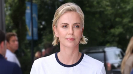 Bez mężczyzny, bez ślubu, z dwójką dzieci. Charlize Theron udowadnia, że silna kobieta może być szczęśliwa nawet w pojedynkę