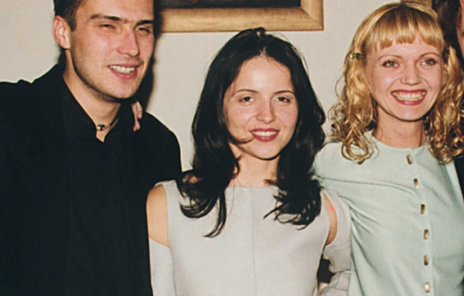 Gwiazdy z serialu "Lokatorzy" po latach znów razem. Widzowie w szoku Gwiazdy z serialu "Lokatorzy" po latach znów razem. Widzowie w szoku