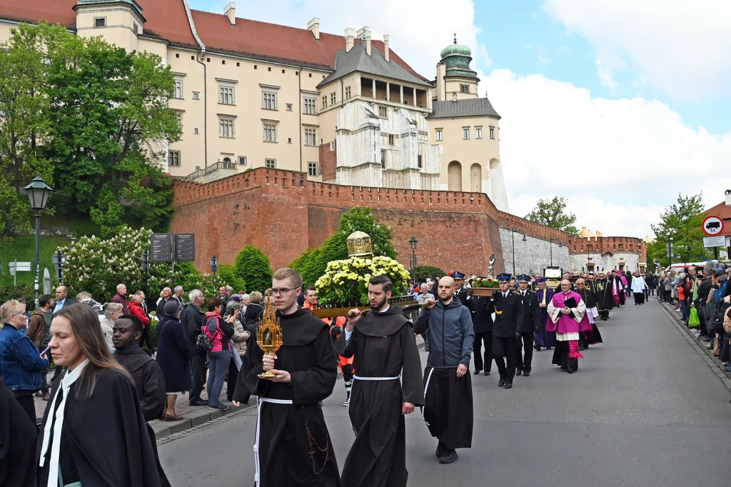 Oktawa Bożego Ciała - czas procesji i szczególnych mszy Oktawa Bożego Ciała - czas procesji i szczególnych mszy