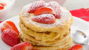 Te placuszki smakują wakacjami. Z truskawkami, rozpływają się w ustach