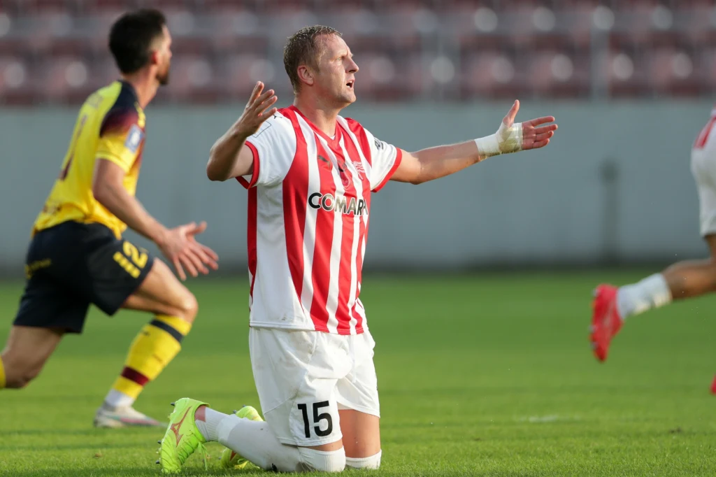 Kamil Glik zostaje w Cracovii Kamil Glik zostaje w Cracovii