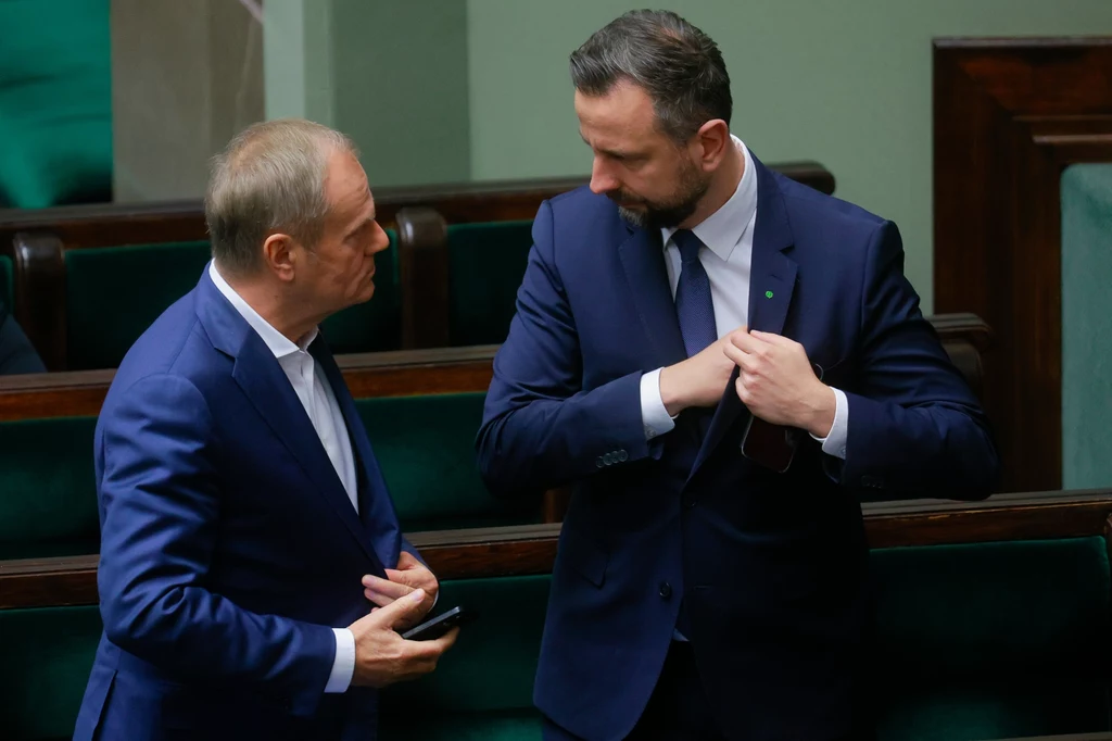 PSL oczekuje wymiany premiera. W optymalnym scenariuszu partia chciałaby zastąpić Donalda Tuska Władysławem Kosiniakiem-Kamyszem PSL oczekuje wymiany premiera. W optymalnym scenariuszu partia chciałaby zastąpić Donalda Tuska Władysławem Kosiniakiem-Kamyszem