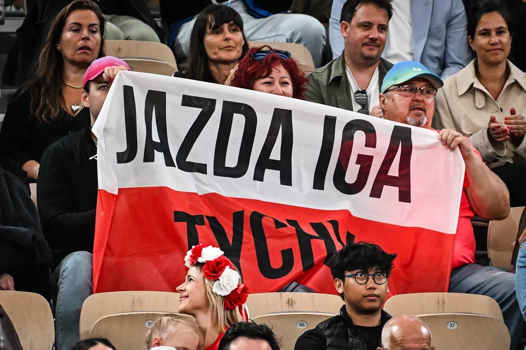 Rodzina z Tychów wpadła w oko także fotoreporterom na korcie centralnym Rolanda Garrosa Rodzina z Tychów wpadła w oko także fotoreporterom na korcie centralnym Rolanda Garrosa