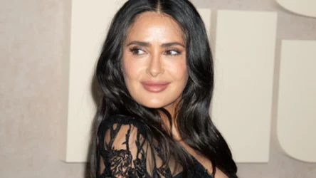 Salma Hayek zdradza swoje urodowe patenty. Trik na siwe włosy zaskakuje najbardziej