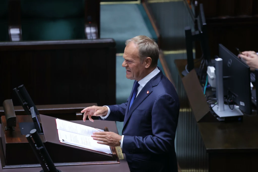 Donald Tusk wygłosił expose, premier pochwalił się danymi gospodarczymi