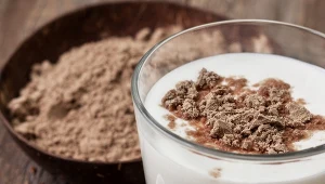 Pomaga schudnąć, robi porządek w jelitach. Napój z dwóch składników