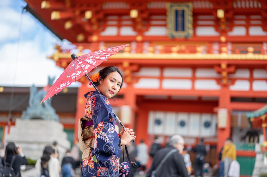 Japonia wprowadza obowiązkowe wizy i ubezpieczenia dla turystów. Zmiany obejmą podróżnych z Polski. Zdjęcie ilustracyjne. Japonia wprowadza obowiązkowe wizy i ubezpieczenia dla turystów. Zmiany obejmą podróżnych z Polski. Zdjęcie ilustracyjne.