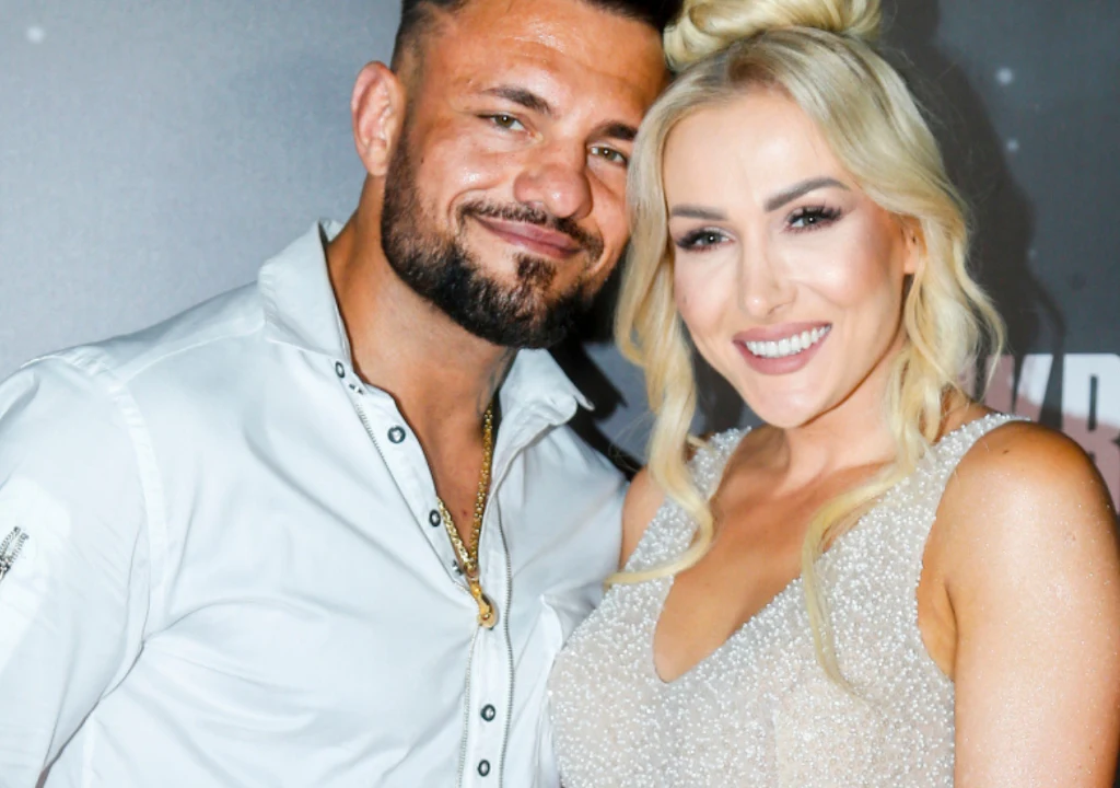 Eliza Trybała, Trybson