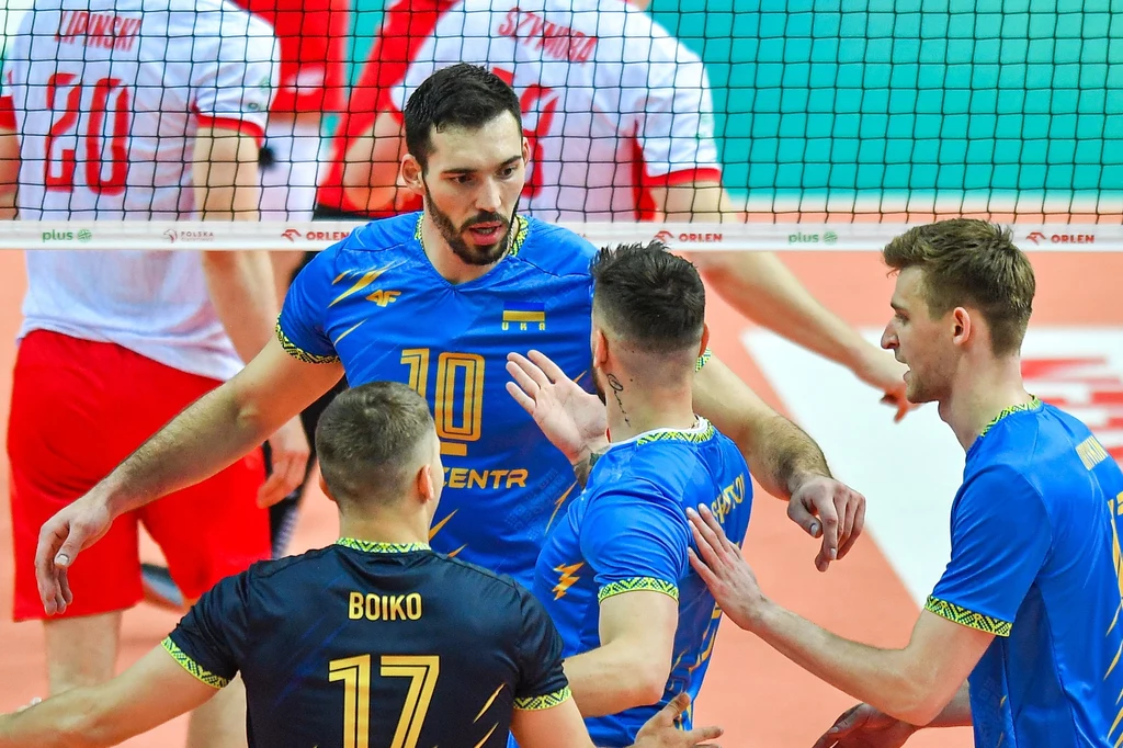 Jurij Semeniuk (nr 10) liczy, że Ukraina sprawi niespodziankę w debiucie w Lidze Narodów siatkarzy Jurij Semeniuk (nr 10) liczy, że Ukraina sprawi niespodziankę w debiucie w Lidze Narodów siatkarzy