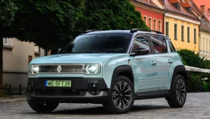 Nowe Renault 4 E-Tech electric wjeżdża do polskich salonów. Znamy ceny