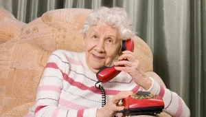 Mowa zdradza początek demencji. Sztuczna inteligencja to wykrywa