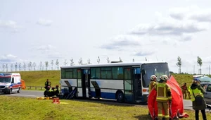 Rozbili auta na nowej ekspresówce. Tak ćwiczą przed otwarciem OMT