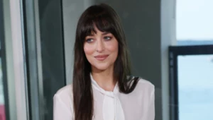 Kiedyś szokowała, dziś stawia na klasykę i minimalizm. Dakota Johnson zachwyca swoim nowym stylem