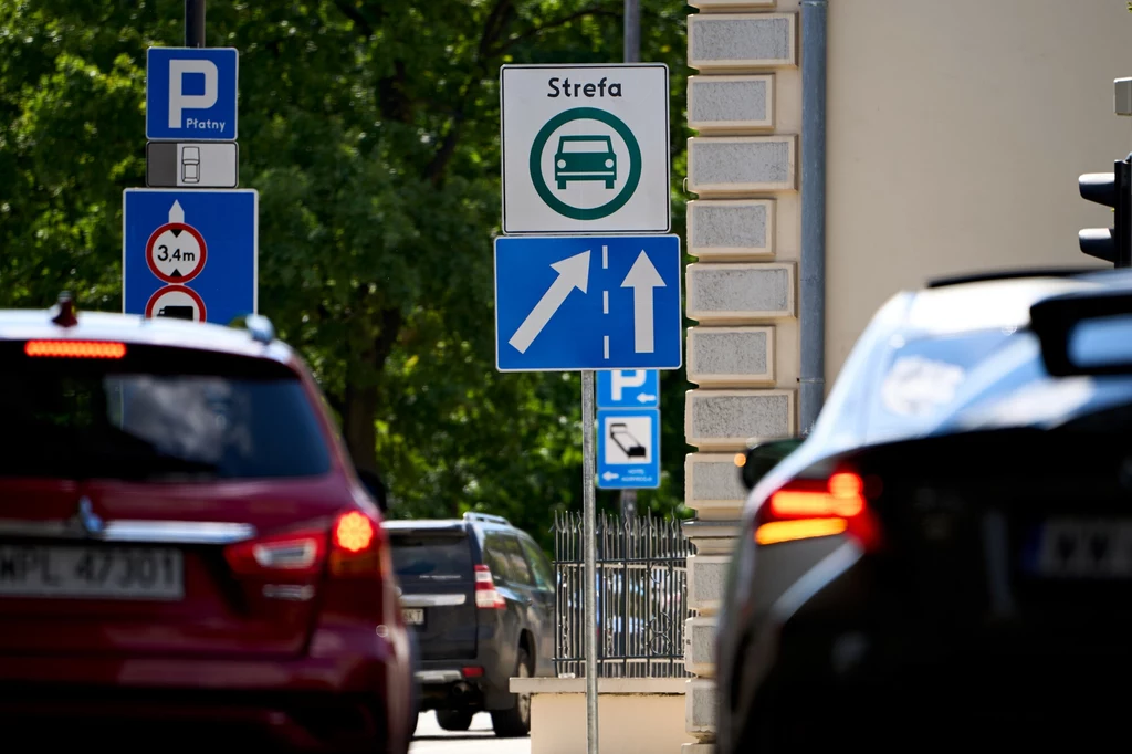 Strefa Czystego Transportu w Krakowie obejmie mniej więcej połowę powierzchni miasta. W życie wejdzie od 1 stycznia 2026 roku Strefa Czystego Transportu w Krakowie obejmie mniej więcej połowę powierzchni miasta. W życie wejdzie od 1 stycznia 2026 roku
