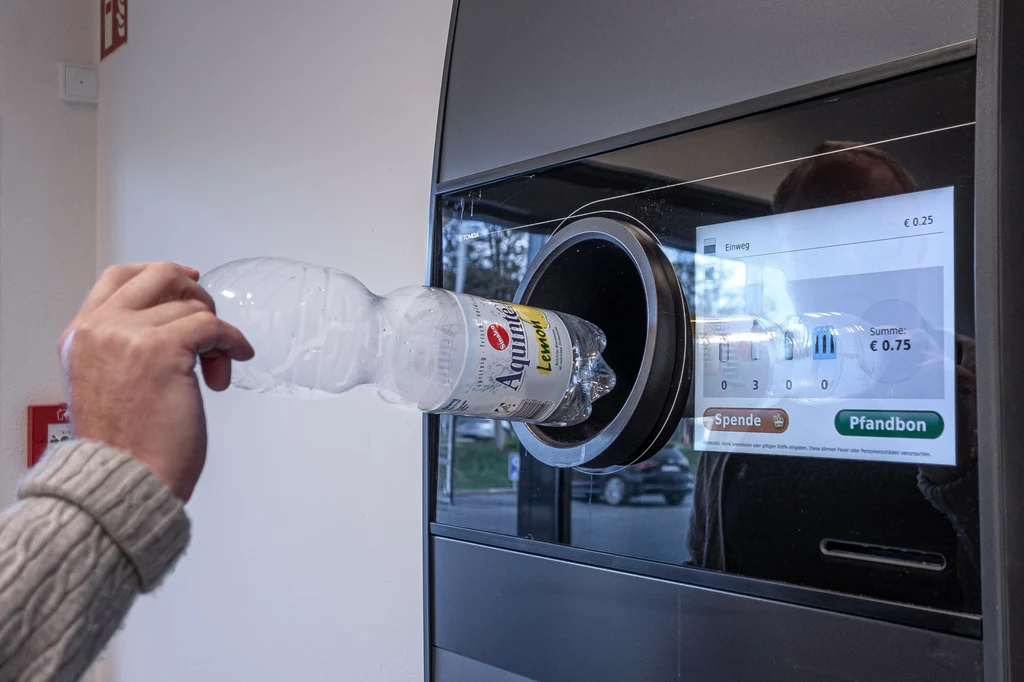 Tak wyglądają automaty do zwrotu opakowań w Niemczech i innych krajach Europy Tak wyglądają automaty do zwrotu opakowań w Niemczech i innych krajach Europy
