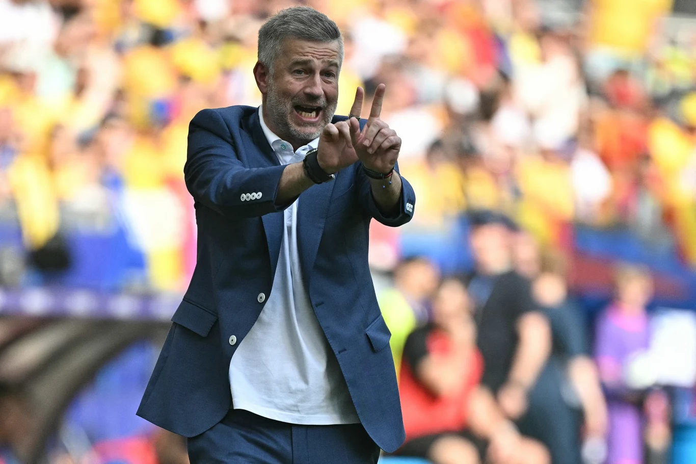 Edward Iordanescu Edward Iordanescu