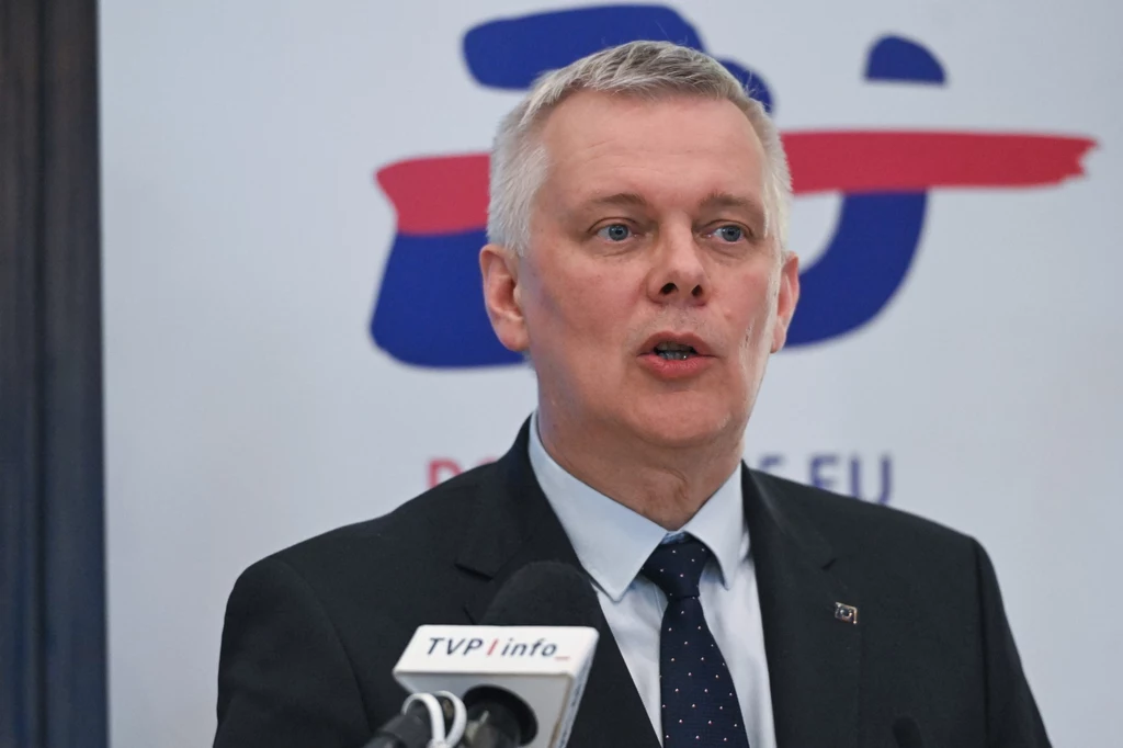 Tomasz Siemoniak reaguje na wydarzenia na Bliskim Wschodzie Tomasz Siemoniak reaguje na wydarzenia na Bliskim Wschodzie