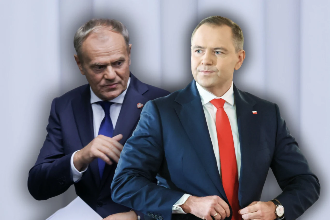 O "cohabitation" Tuska i Nawrockiego Dwóch mężczyzn w garniturach stoi obok siebie, jeden z nich ma czerwoną krawatę i przypiętą flagę Polski do klapy marynarki, drugi przygląda się w jego stronę i wykonuje gest ręką.