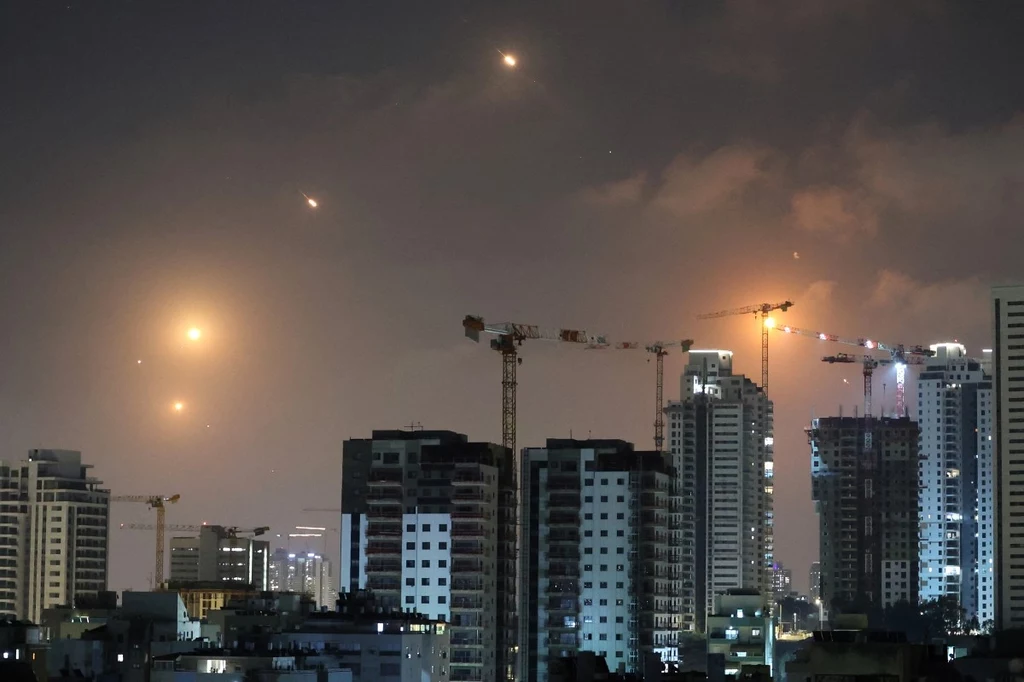 Armia USA pomogła Izraelowi w przechwytywaniu rakiet, które wystrzelił Iran Armia USA pomogła Izraelowi w przechwytywaniu rakiet, które wystrzelił Iran
